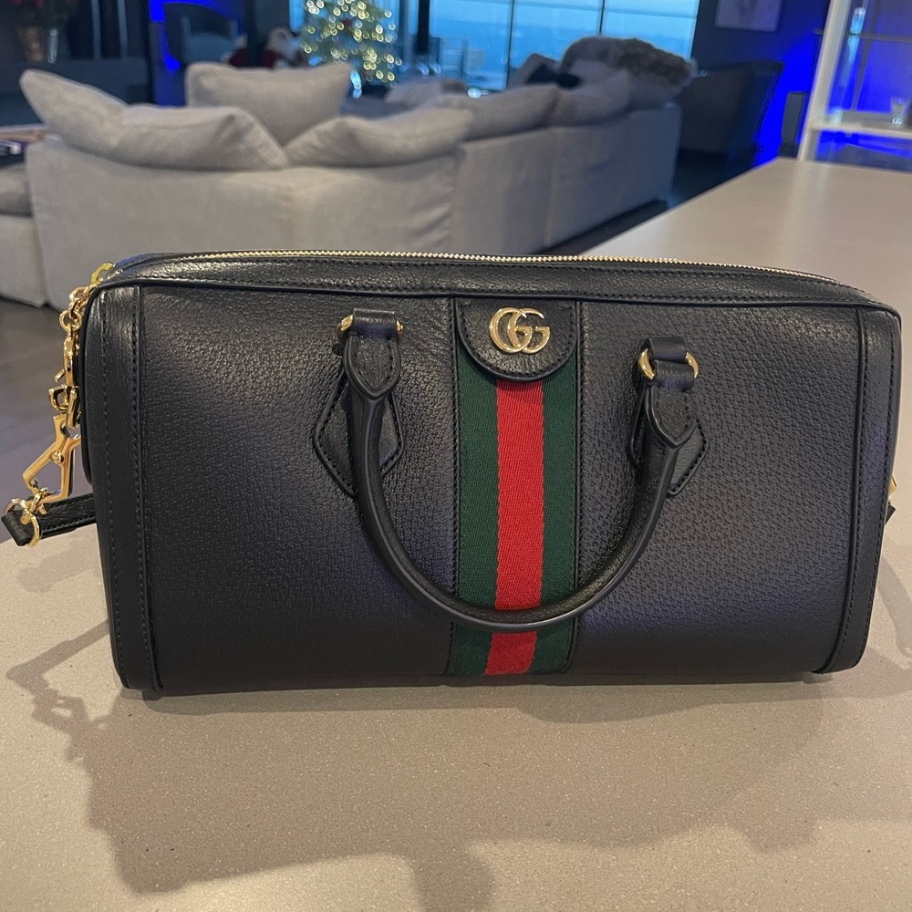 NWT AUTHENTIC GUCCI BAG
